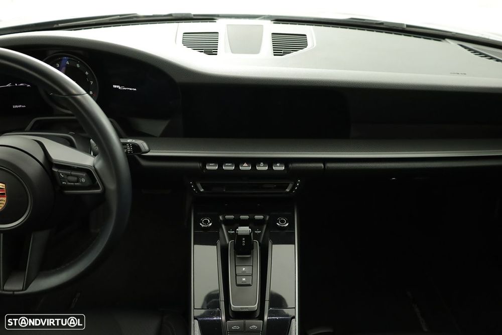 Porsche 911 (992) Carrera - 14