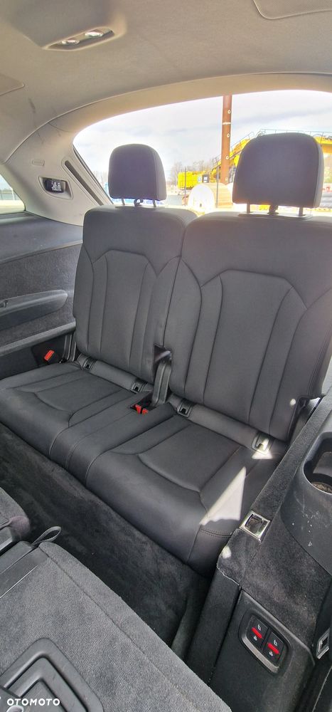 Audi Q7 50 TDI mHEV Quattro S Line Tiptr - 11