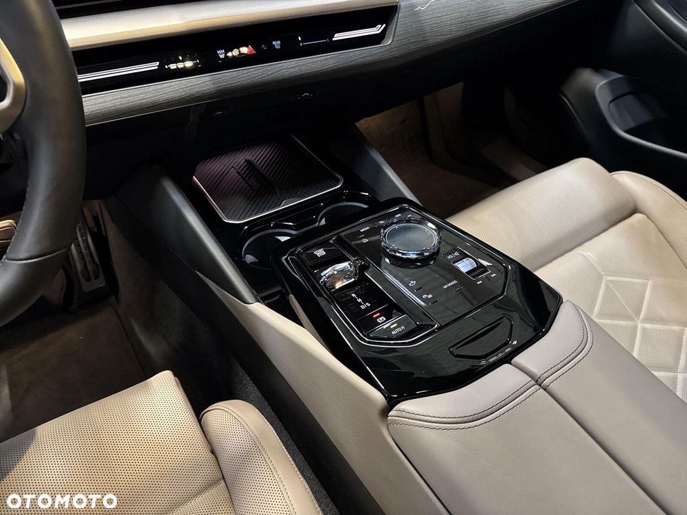 BMW Seria 5 - 16