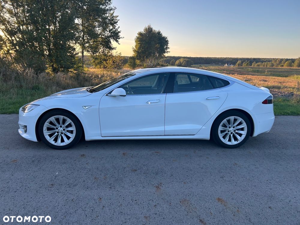Tesla Model S Long Range Plus - 1
