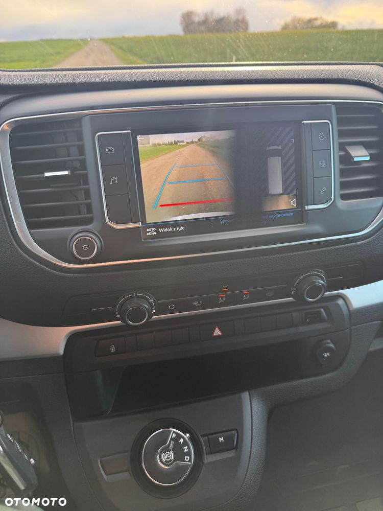 Peugeot Traveller 2.0 BlueHDi Long Active - 19