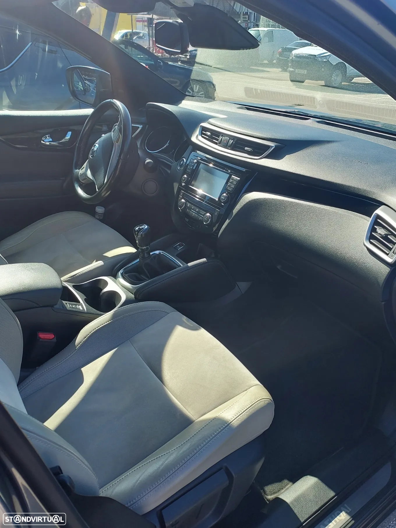 Nissan Qashqai 1.6 dCi Tekna J19+Alcantara - 17