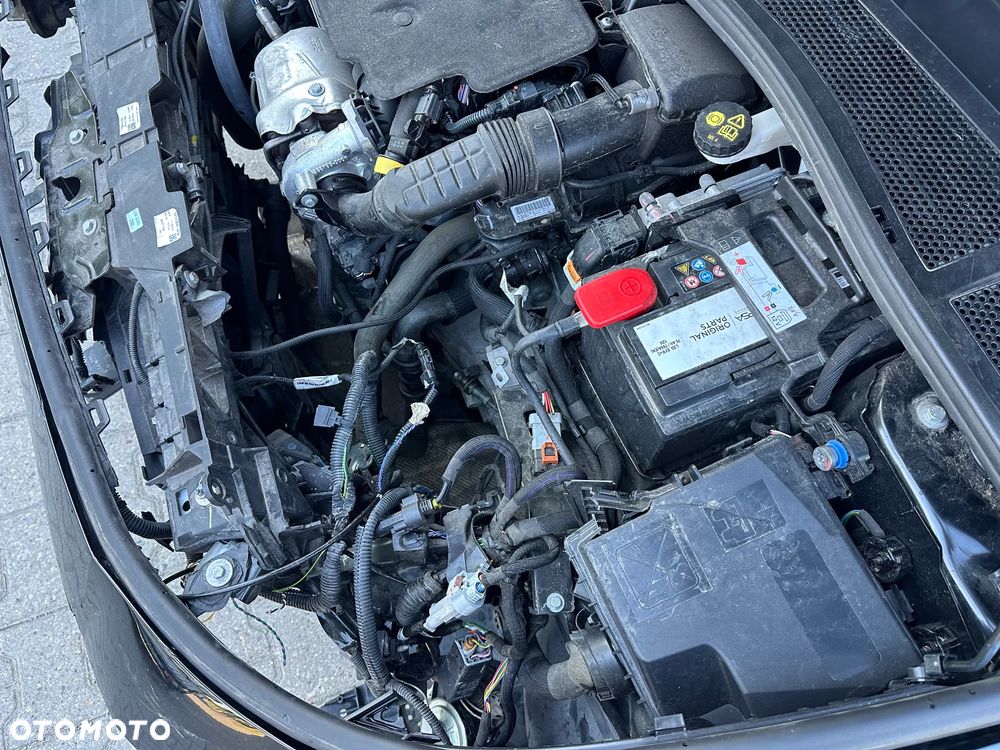 Peugeot 308 - 24