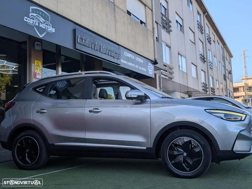 MG ZS EV 72.6 kWh Luxury - 4