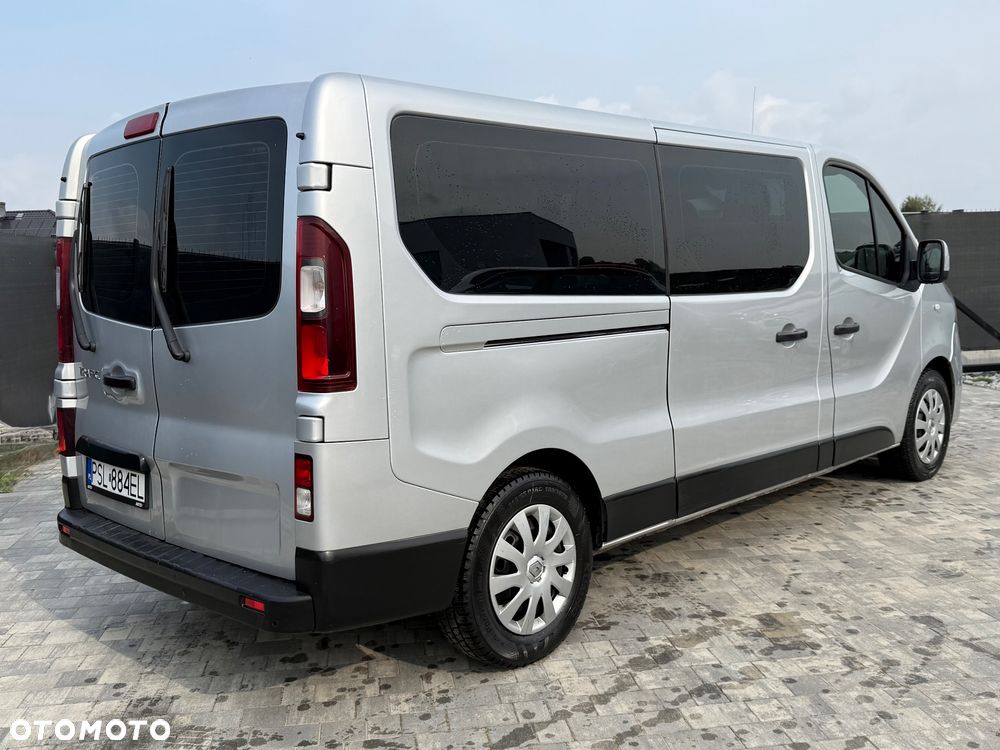 Renault Trafic 2017 photo 3