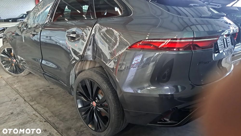 Jaguar F-Pace 2.0 P250 mHEV AWD R-Dynamic SE - 1