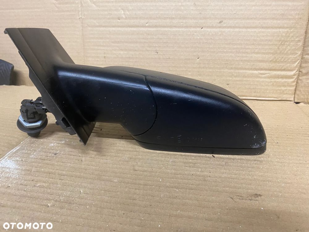 LUSTERKO LEWE MANUALNE VOLKSWAGEN POLO 9N 6Q0857933 072005AE - 4
