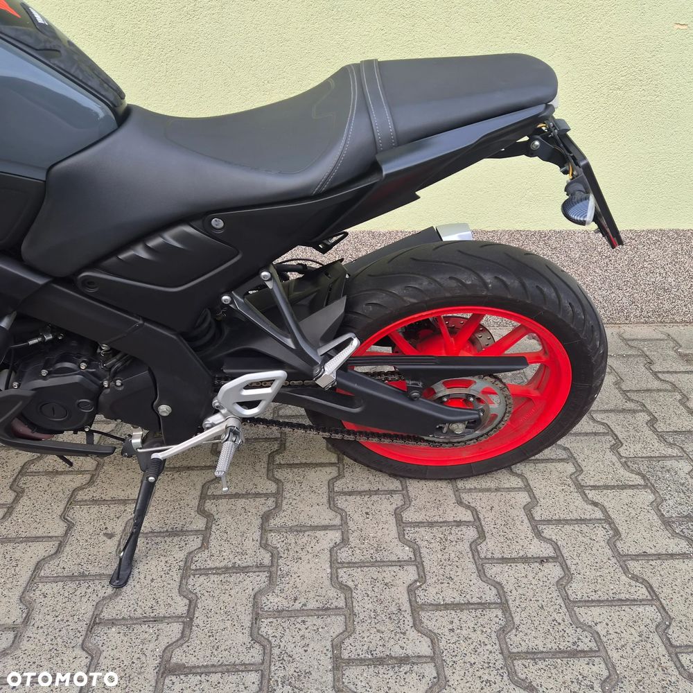 Yamaha MT - 6