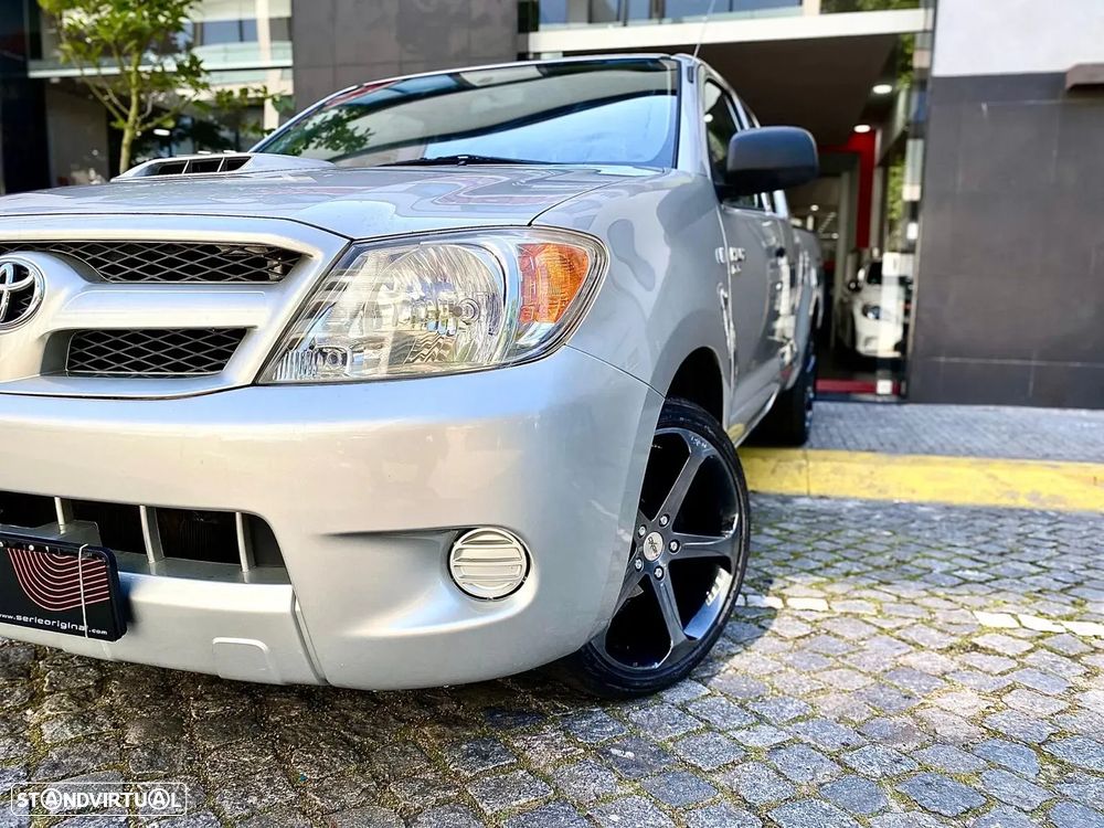 Toyota Hilux 2.5 D-4D 2WD CE - 3