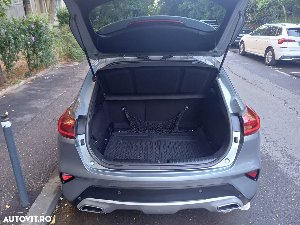 Kia XCeed 1.0 T-GDI 6MT City - 16