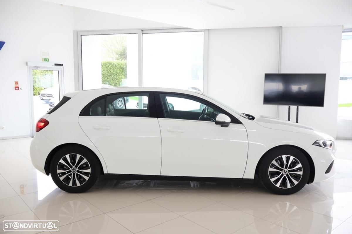 Mercedes-Benz A 200 Standard - 10