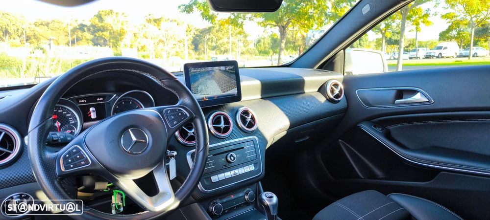 Mercedes-Benz A 180 (BlueEFFICIENCY) - 9