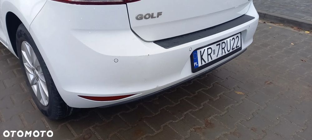 Volkswagen Golf - 22