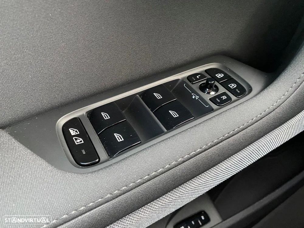 Polestar 2 Long Range 82 kWh Plus - 37