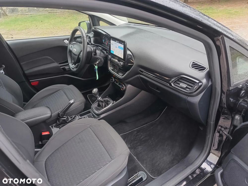 Ford Fiesta 1.0 EcoBoost S&S TITANIUM - 8