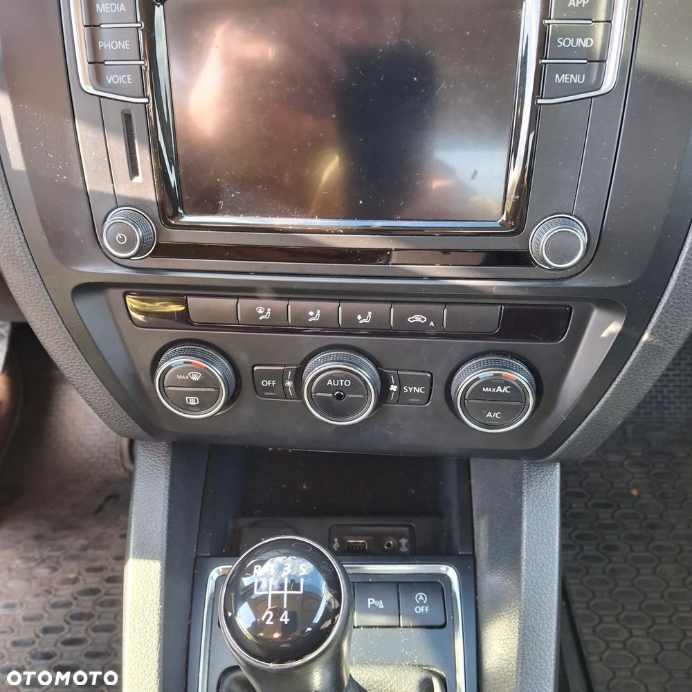 Volkswagen Jetta 2.0 TDI DPF BMT Comfortline - 16