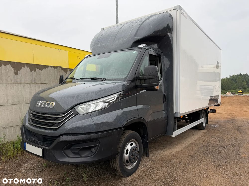 Iveco 50C18 KONTENER 5.0 M + WINDA DHOLLANDIA 1000 KG / BLIŹNIAK PODWÓJNE KOŁA / 3 MIEJSCA / PRAWO JAZDY KATEGORIA "B" / 35C18 / POLSKI SALON !! - 1