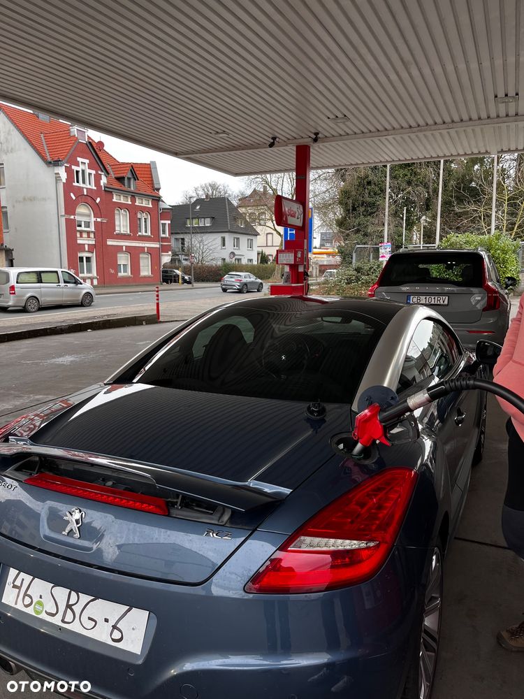 Peugeot RCZ 1.6 200 THP - 12