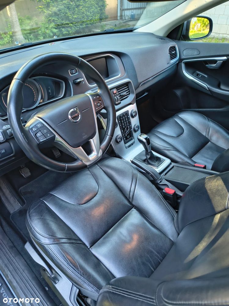 Volvo V40 D2 Momentum - 7