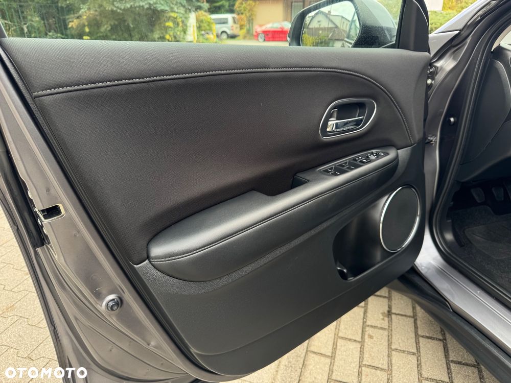 Honda HR-V 1.6 i-DTEC Executive - 24