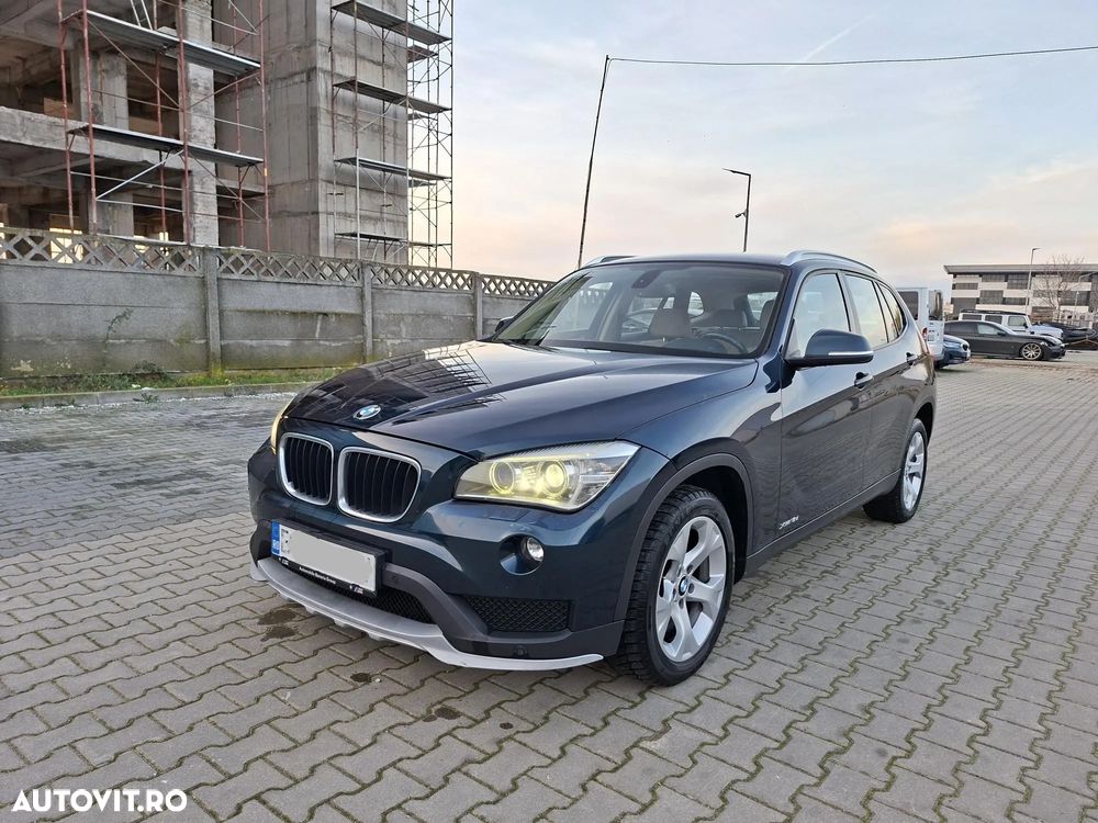 BMW X1 xDrive18d Aut. Sport Line - 1