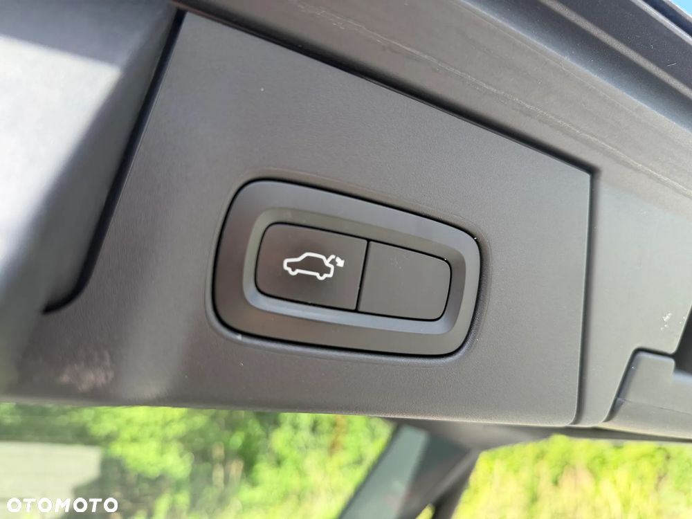 Volvo V90 D5 AWD Inscription - 18
