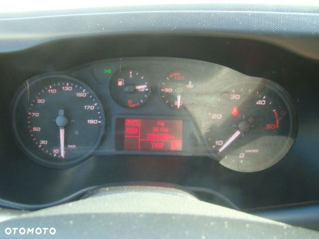 Iveco DAILY 35 S 16 L3 H2 AUTOMAT HI-MATIC KLIMATRONIC 3.5T NA HAKU - 20
