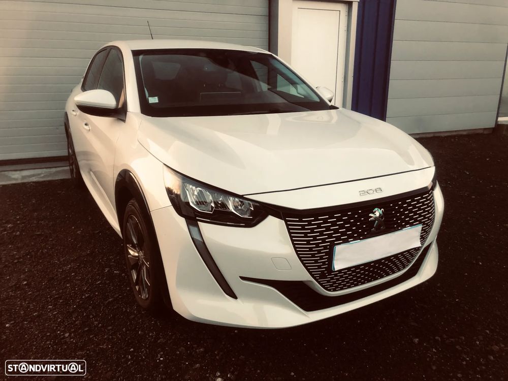 Peugeot e-208 Allure - 1