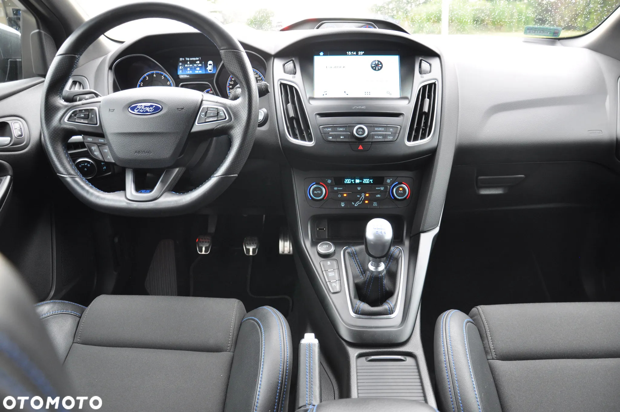 Ford Focus 2.3 EcoBoost RS - 10
