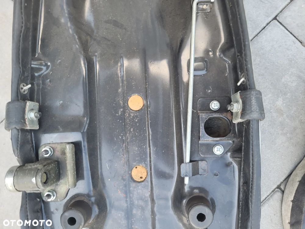 Kanapa, fotel, siedzenie Honda CB 175K - 22