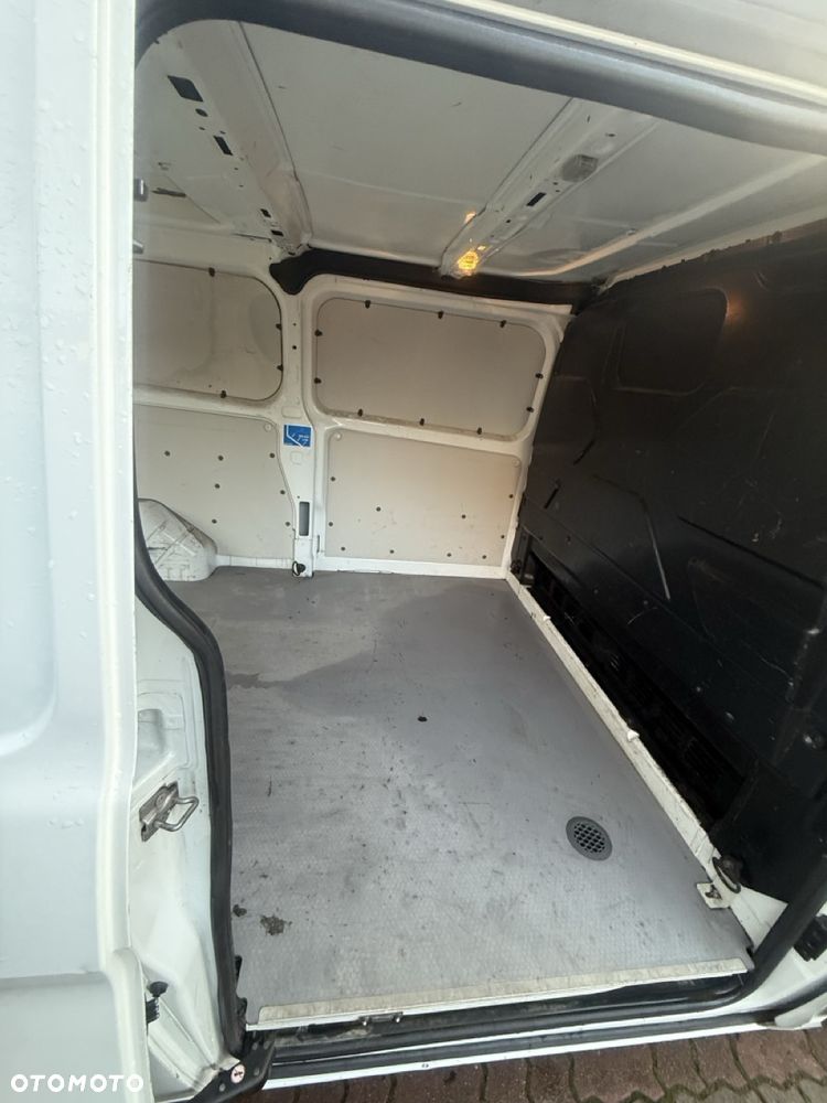 Ford Transit Custom - 12