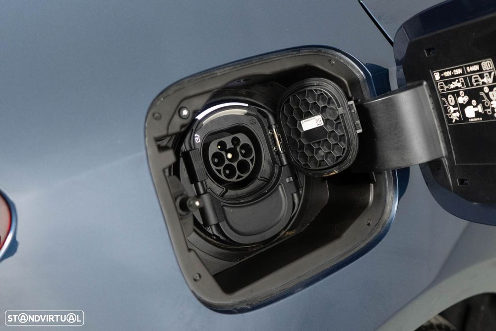 Mercedes-Benz A 250 e Progressive - 17