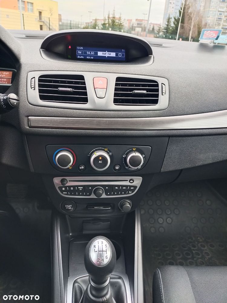 Renault Megane - 11