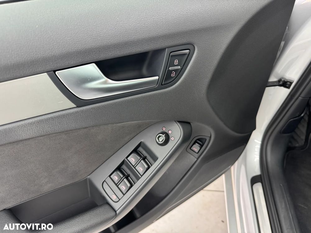 Audi A4 2.0 TDI DPF multitronic Attraction - 21