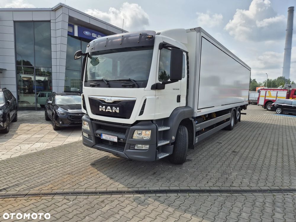 MAN TGS 26.400 / KONTENER + IZOTERMA / 1 WŁ / ZAREJESTROWANY / WEBASTO  / SERWISOWANY / BEZWYPADKOWY / EURO 6  / 24 EUROPALET - 4