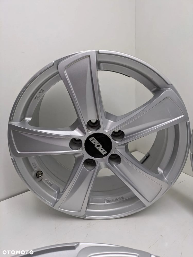 Felgi Aluminiowe R16 5x112 ET:33 Audi, VW, Mercedes - 2