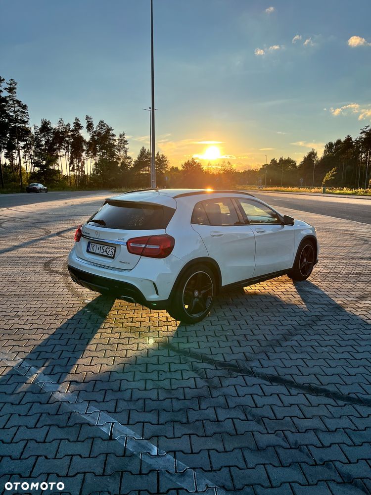 Mercedes-Benz GLA 220 CDI 4-Matic - 5
