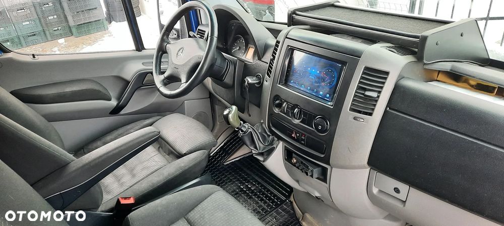 Mercedes-Benz Sprinter - 15
