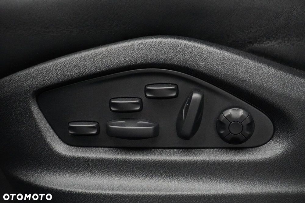 Porsche Cayenne GTS - 29