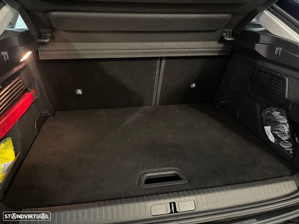 Citroën C4 1.2 PureTech Plus EAT8 - 26