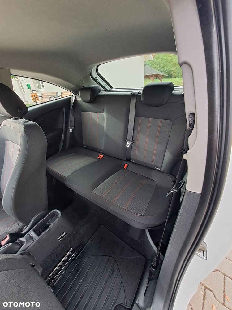 Opel Corsa - 16