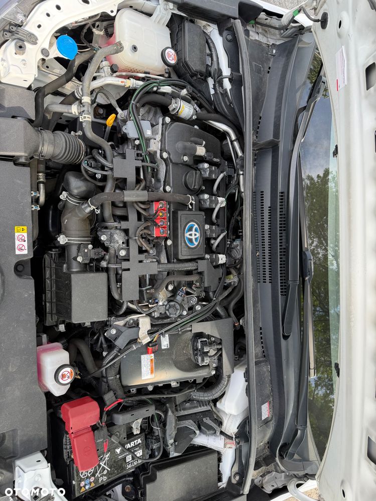 Toyota Corolla 1.8 Hybrid Comfort - 18