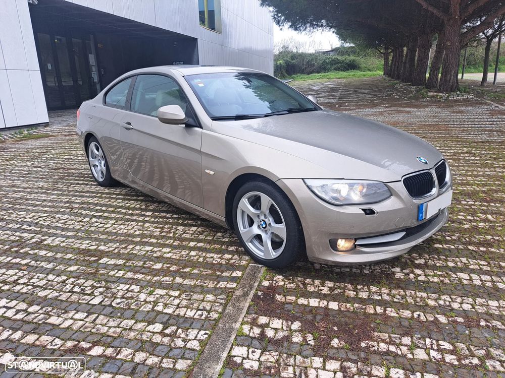 BMW 320 d Aut. Edition Exclusive - 11