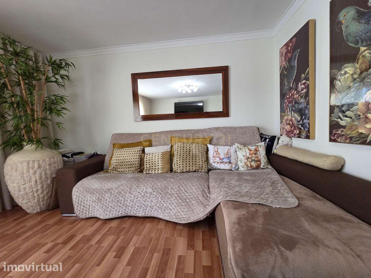 Apartamento T2 | Varanda | Remodelado | Garagem Individual | Centro de - Grande imagem: 3/28