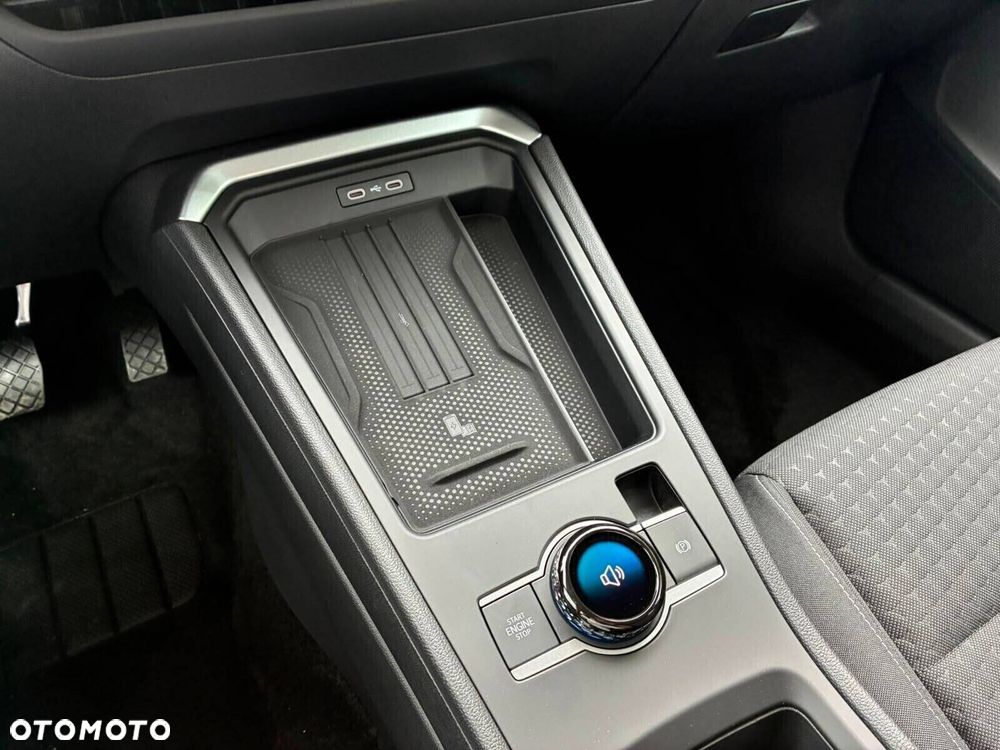 Volkswagen T-Roc - 25
