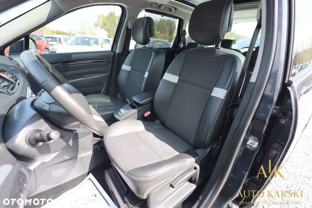 Renault Scenic - 38