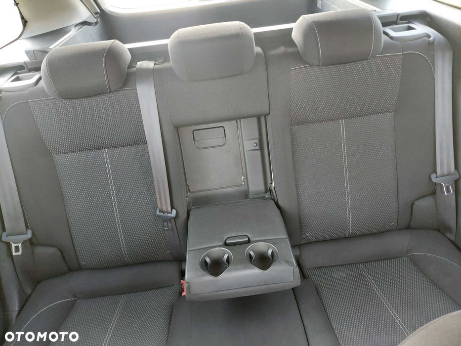 Opel Astra 1.4 T Cosmo EU6 - 8
