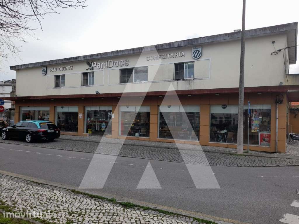 Prédio para venda, em zona central, em óptimo estado e boa rentabil... - Grande imagem: 2/14