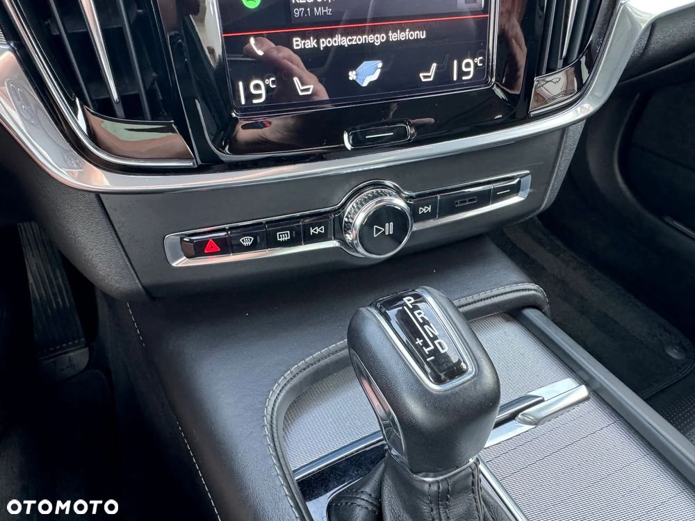 Volvo V90 D5 AWD Geartronic Inscription - 21