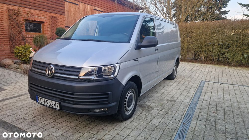 Volkswagen Transporter - 2